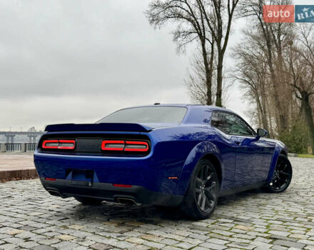 Синій Додж Challenger, об'ємом двигуна 5.65 л та пробігом 22 тис. км за 29999 $, фото 68 на Automoto.ua