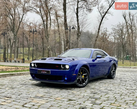 Синій Додж Challenger, об'ємом двигуна 5.65 л та пробігом 22 тис. км за 29999 $, фото 76 на Automoto.ua