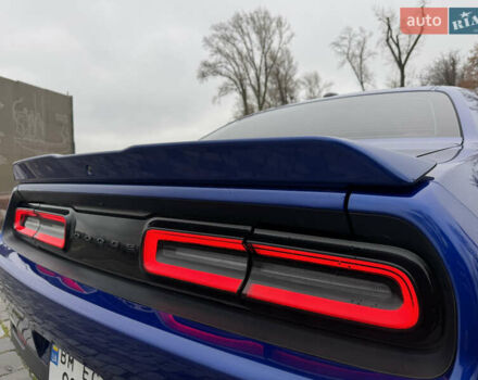 Синій Додж Challenger, об'ємом двигуна 5.65 л та пробігом 22 тис. км за 29999 $, фото 106 на Automoto.ua