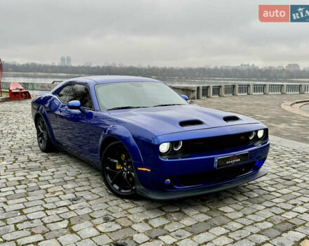Синій Додж Challenger, об'ємом двигуна 5.65 л та пробігом 22 тис. км за 29999 $, фото 100 на Automoto.ua
