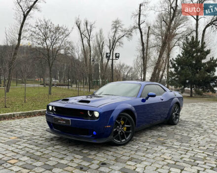 Синій Додж Challenger, об'ємом двигуна 5.65 л та пробігом 22 тис. км за 29999 $, фото 110 на Automoto.ua