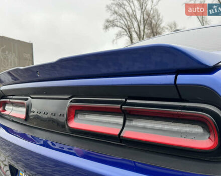 Синій Додж Challenger, об'ємом двигуна 5.65 л та пробігом 22 тис. км за 29999 $, фото 117 на Automoto.ua