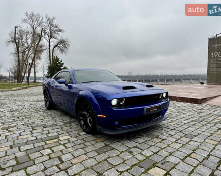 Синій Додж Challenger, об'ємом двигуна 5.65 л та пробігом 22 тис. км за 29999 $, фото 71 на Automoto.ua