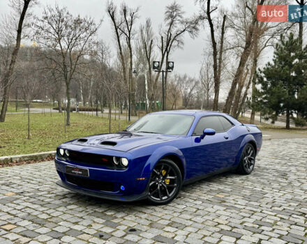 Синій Додж Challenger, об'ємом двигуна 5.65 л та пробігом 22 тис. км за 29999 $, фото 104 на Automoto.ua