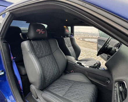 Синій Додж Challenger, об'ємом двигуна 5.65 л та пробігом 22 тис. км за 29999 $, фото 27 на Automoto.ua
