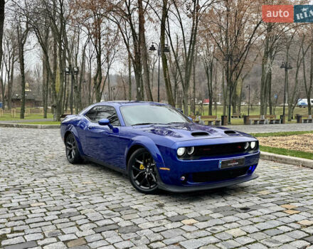 Синій Додж Challenger, об'ємом двигуна 5.65 л та пробігом 22 тис. км за 29999 $, фото 86 на Automoto.ua