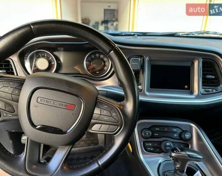 Синий Додж Челенджер, объемом двигателя 3.6 л и пробегом 128 тыс. км за 18500 $, фото 13 на Automoto.ua