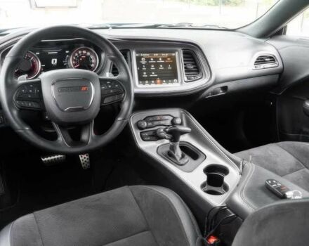 Додж Челенджер 2023 в Львове на Automoto.ua Синий Додж Челенджер, объемом двигателя 6.4 л и пробегом 19 тыс. км за 11200 $, фото 9 на Automoto.ua