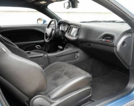 Додж Челенджер 2023 в Львове на Automoto.ua Синий Додж Челенджер, объемом двигателя 6.4 л и пробегом 19 тыс. км за 11200 $, фото 7 на Automoto.ua