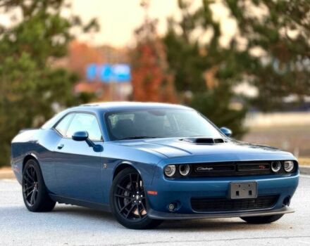 Синій Додж Challenger, об'ємом двигуна 6.4 л та пробігом 36 тис. км за 8500 $, фото 2 на Automoto.ua