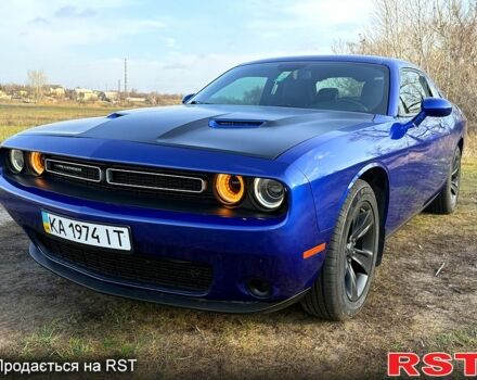 Синий Додж Челенджер, объемом двигателя 3.6 л и пробегом 93 тыс. км за 24500 $, фото 1 на Automoto.ua