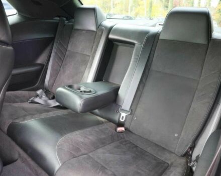 Зеленый Додж Челенджер, объемом двигателя 6.4 л и пробегом 77 тыс. км за 7800 $, фото 12 на Automoto.ua