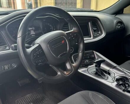 Зеленый Додж Челенджер, объемом двигателя 3.6 л и пробегом 105 тыс. км за 26000 $, фото 3 на Automoto.ua