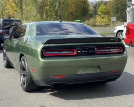 Додж Челенджер 2018 в Львове на Automoto.ua Зеленый Додж Челенджер, объемом двигателя 6.2 л и пробегом 33 тыс. км за 17000 $, фото 4 на Automoto.ua