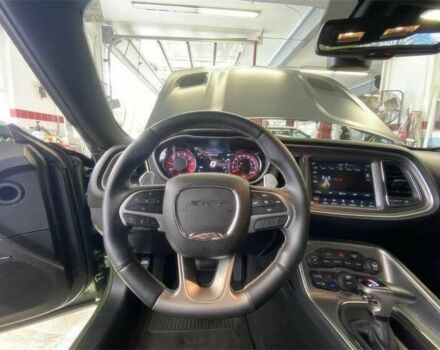 Додж Челенджер 2018 в Львове на Automoto.ua Зеленый Додж Челенджер, объемом двигателя 6.2 л и пробегом 33 тыс. км за 17000 $, фото 8 на Automoto.ua