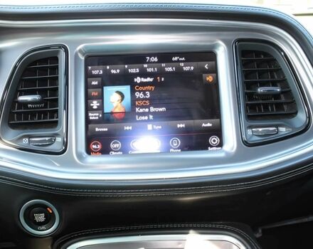 Зеленый Додж Челенджер, объемом двигателя 3.6 л и пробегом 25 тыс. км за 9900 $, фото 10 на Automoto.ua