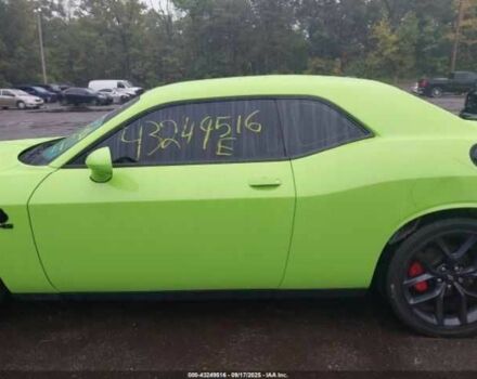Зелений Додж Challenger, об'ємом двигуна 3.6 л та пробігом 33 тис. км за 9000 $, фото 13 на Automoto.ua