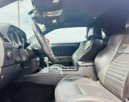 Оранжевый Додж Челенджер, объемом двигателя 5.7 л и пробегом 88 тыс. км за 4100 $, фото 8 на Automoto.ua