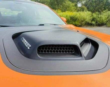 Оранжевый Додж Челенджер, объемом двигателя 5.7 л и пробегом 88 тыс. км за 4100 $, фото 13 на Automoto.ua