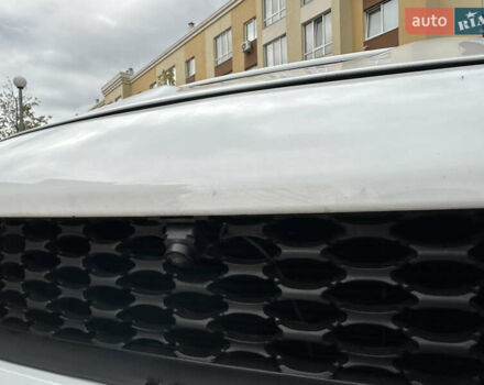 Білий Додж Charger, об'ємом двигуна 3.6 л та пробігом 185 тис. км за 17600 $, фото 21 на Automoto.ua