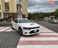 Белый Додж Чарджер, объемом двигателя 3.6 л и пробегом 185 тыс. км за 16800 $, фото 12 на Automoto.ua