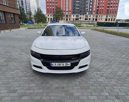 Білий Додж Charger, об'ємом двигуна 3.6 л та пробігом 183 тис. км за 15000 $, фото 7 на Automoto.ua