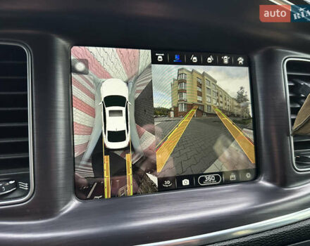 Белый Додж Чарджер, объемом двигателя 3.6 л и пробегом 185 тыс. км за 16800 $, фото 45 на Automoto.ua