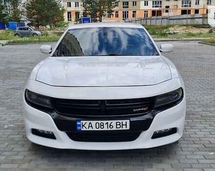 Білий Додж Charger, об'ємом двигуна 3.6 л та пробігом 183 тис. км за 15000 $, фото 8 на Automoto.ua