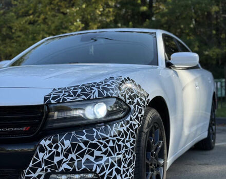 Білий Додж Charger, об'ємом двигуна 3.6 л та пробігом 126 тис. км за 20400 $, фото 8 на Automoto.ua