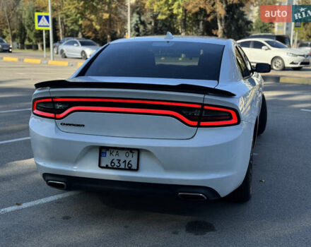 Білий Додж Charger, об'ємом двигуна 3.6 л та пробігом 126 тис. км за 20400 $, фото 52 на Automoto.ua