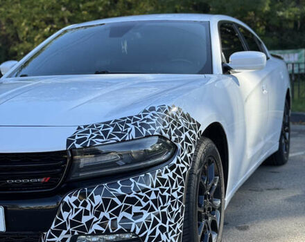 Білий Додж Charger, об'ємом двигуна 3.6 л та пробігом 126 тис. км за 20400 $, фото 11 на Automoto.ua