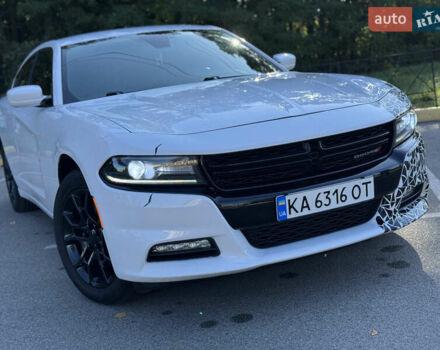 Білий Додж Charger, об'ємом двигуна 3.6 л та пробігом 126 тис. км за 20400 $, фото 50 на Automoto.ua