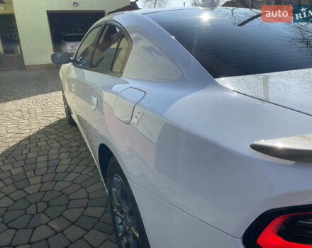 Білий Додж Charger, об'ємом двигуна 3.61 л та пробігом 78 тис. км за 19500 $, фото 7 на Automoto.ua