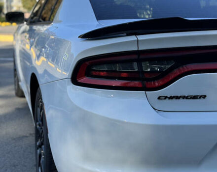 Білий Додж Charger, об'ємом двигуна 3.6 л та пробігом 126 тис. км за 20400 $, фото 23 на Automoto.ua