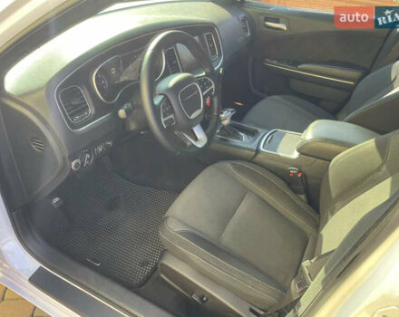 Білий Додж Charger, об'ємом двигуна 3.61 л та пробігом 78 тис. км за 19500 $, фото 9 на Automoto.ua