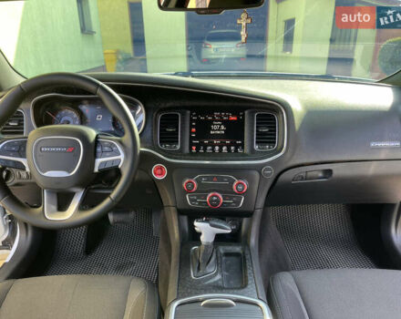 Білий Додж Charger, об'ємом двигуна 3.61 л та пробігом 78 тис. км за 19500 $, фото 16 на Automoto.ua