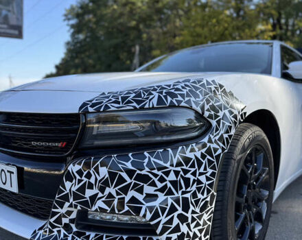 Білий Додж Charger, об'ємом двигуна 3.6 л та пробігом 126 тис. км за 20400 $, фото 25 на Automoto.ua