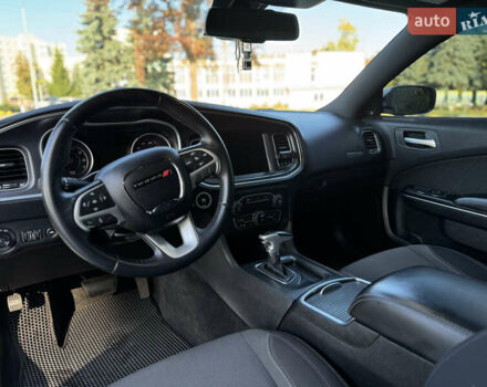 Білий Додж Charger, об'ємом двигуна 3.6 л та пробігом 126 тис. км за 20400 $, фото 44 на Automoto.ua