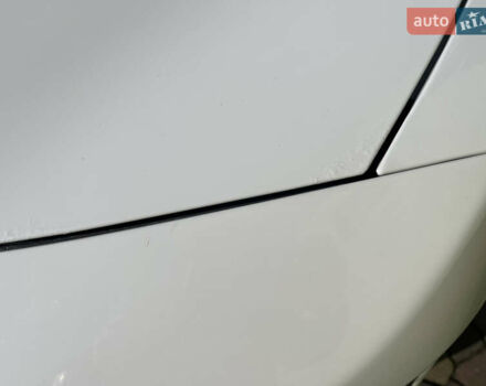 Білий Додж Charger, об'ємом двигуна 3.61 л та пробігом 78 тис. км за 19500 $, фото 24 на Automoto.ua