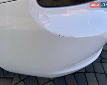 Білий Додж Charger, об'ємом двигуна 3.61 л та пробігом 78 тис. км за 19500 $, фото 26 на Automoto.ua