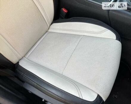 Белый Додж Чарджер, объемом двигателя 3.6 л и пробегом 95 тыс. км за 23000 $, фото 28 на Automoto.ua