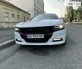Белый Додж Чарджер, объемом двигателя 3.6 л и пробегом 100 тыс. км за 18900 $, фото 1 на Automoto.ua