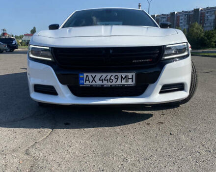 Білий Додж Charger, об'ємом двигуна 3.6 л та пробігом 90 тис. км за 24000 $, фото 1 на Automoto.ua