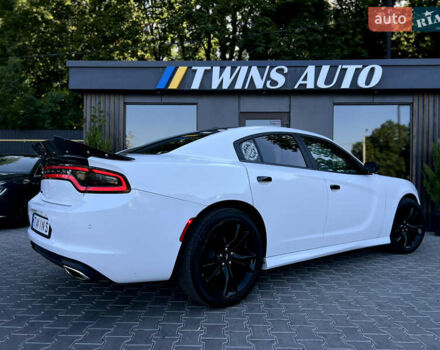 Білий Додж Charger, об'ємом двигуна 3.6 л та пробігом 81 тис. км за 15900 $, фото 22 на Automoto.ua