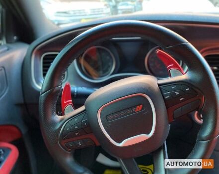 Білий Додж Charger, об'ємом двигуна 6.4 л та пробігом 63 тис. км за 38500 $, фото 12 на Automoto.ua