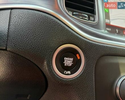 Белый Додж Чарджер, объемом двигателя 6.4 л и пробегом 83 тыс. км за 30900 $, фото 24 на Automoto.ua