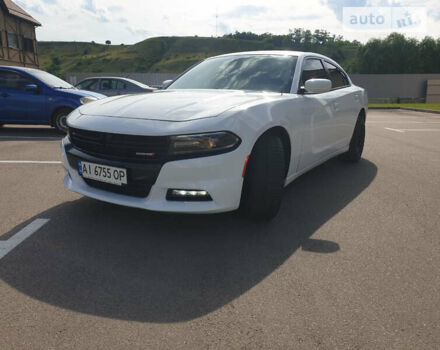 Білий Додж Charger, об'ємом двигуна 5.7 л та пробігом 85 тис. км за 23000 $, фото 4 на Automoto.ua