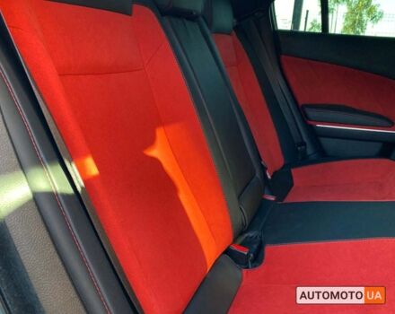 Білий Додж Charger, об'ємом двигуна 6.4 л та пробігом 63 тис. км за 38500 $, фото 19 на Automoto.ua