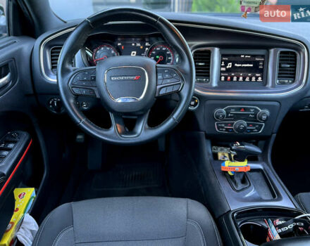 Білий Додж Charger, об'ємом двигуна 3.6 л та пробігом 81 тис. км за 15900 $, фото 9 на Automoto.ua