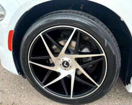 Белый Додж Чарджер, объемом двигателя 3.6 л и пробегом 42 тыс. км за 12000 $, фото 10 на Automoto.ua